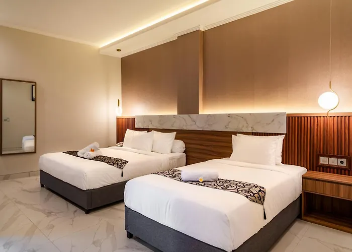 Ayers Hotel&resto فندق